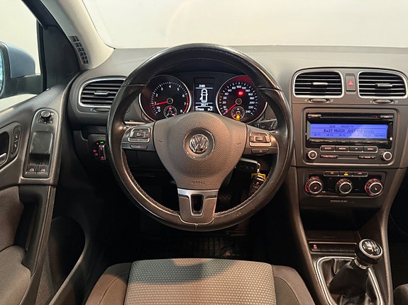 Volkswagen Golf VI 13 of 24