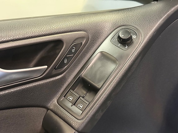 Volkswagen Golf VI 7 of 24