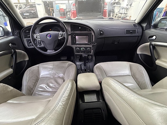 Saab 9-5 16 of 17