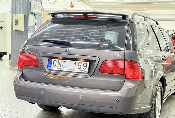 Saab 9-5 9 of 17