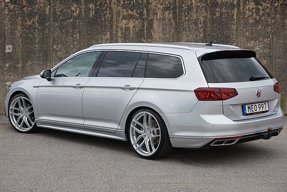 Volkswagen Passat 5 of 28