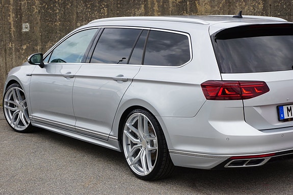 Volkswagen Passat 6 of 28