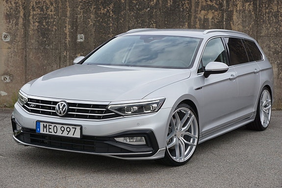 Volkswagen Passat 10 of 28