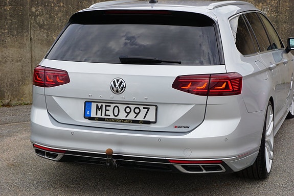 Volkswagen Passat 15 of 28