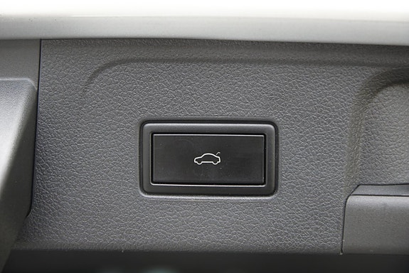 Volkswagen Passat 28 of 28