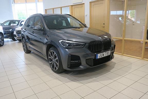 BMW X1 2 of 5