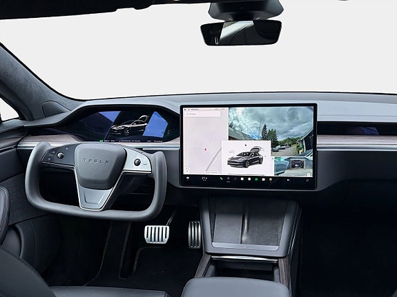 Tesla Model S 8 of 19