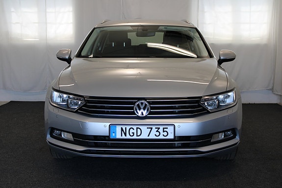 Volkswagen Passat 4 of 5