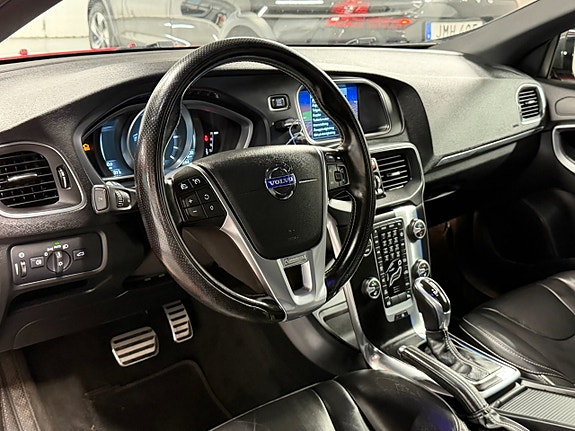 Volvo V40 14 of 27