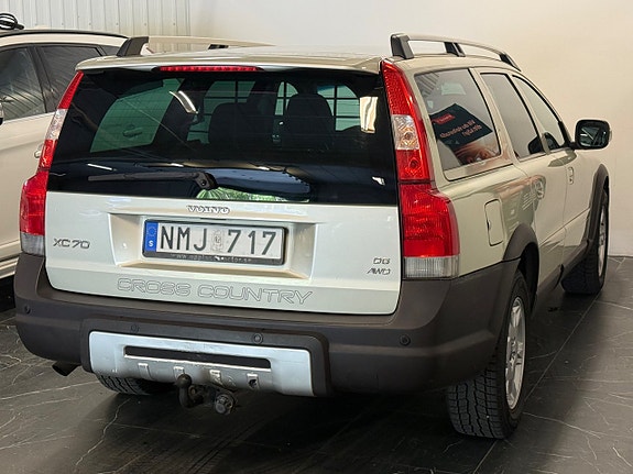 Volvo XC70 6 of 24