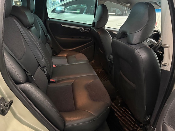 Volvo XC70 20 of 24