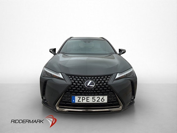 Lexus UX250h 2 of 30