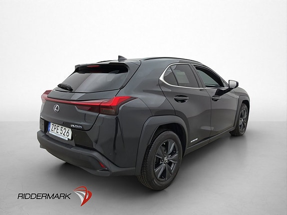 Lexus UX250h 8 of 30