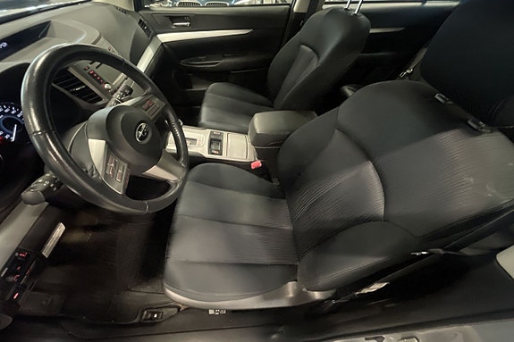 Subaru Legacy 7 of 15