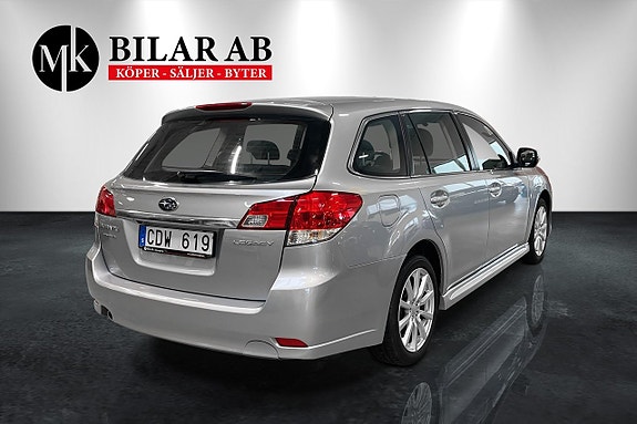 Subaru Legacy 5 of 5
