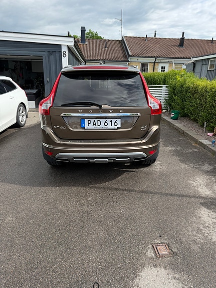 Volvo XC60 4 of 11