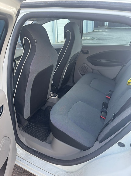 Renault Zoe 6 of 6