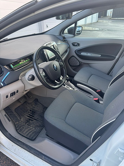 Renault Zoe 4 of 6