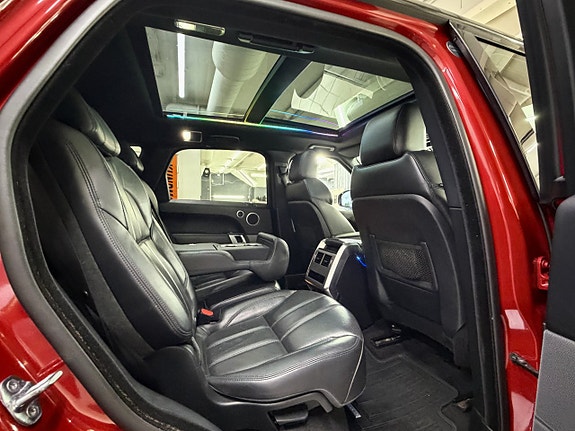 Land Rover Range Rover Sport 14 of 27