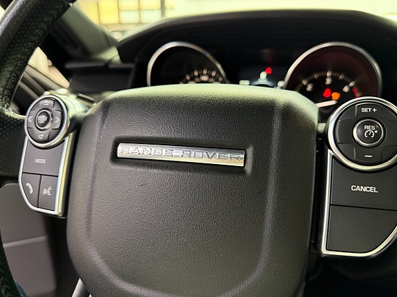 Land Rover Range Rover Sport 23 of 27