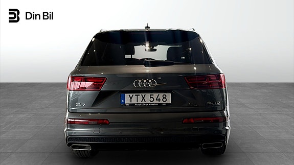 Audi Q7 5 of 5