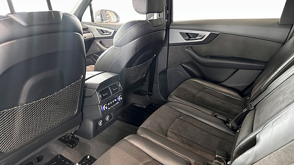 Audi Q7 11 of 21
