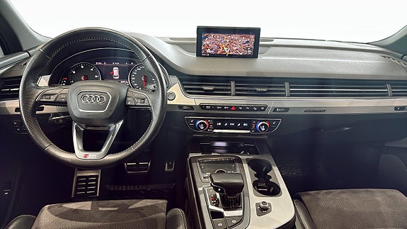 Audi Q7 10 of 21