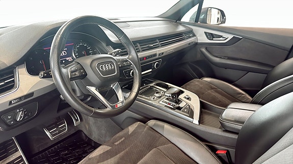 Audi Q7 7 of 21