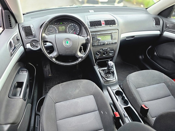 Skoda Octavia 5 of 5
