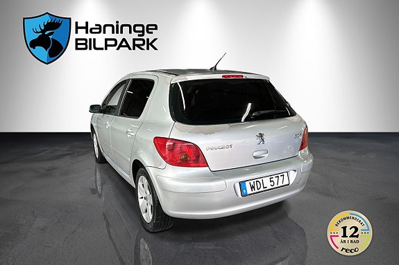 Peugeot 307 8 of 16