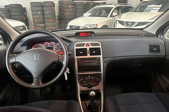 Peugeot 307 12 of 16