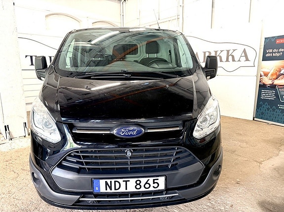Ford Transit Custom 2 of 5