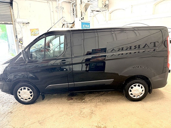 Ford Transit Custom 6 of 11