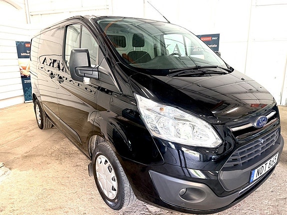 Ford Transit Custom 3 of 5