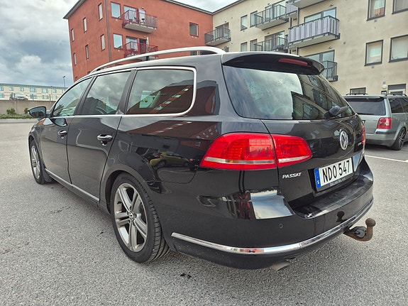 Volkswagen Passat 3 of 5