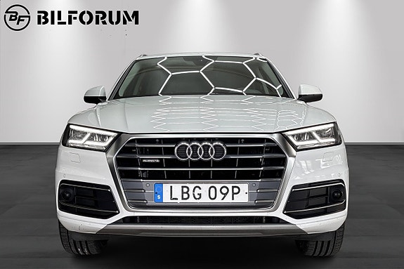 Audi Q5 3 of 5