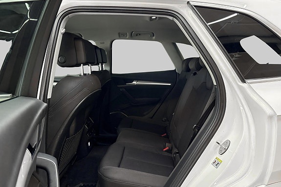 Audi Q5 8 of 18
