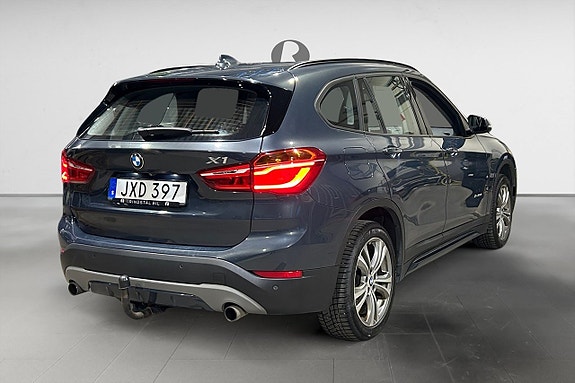 BMW X1 6 of 17