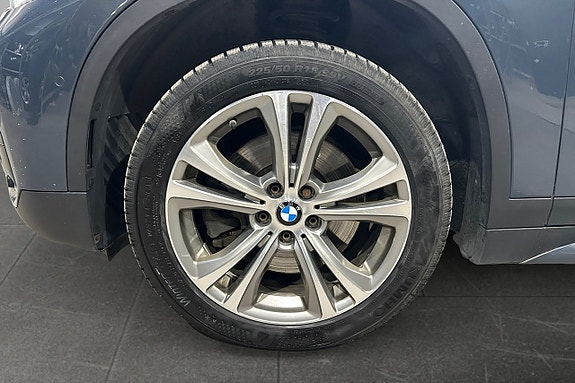 BMW X1 16 of 17