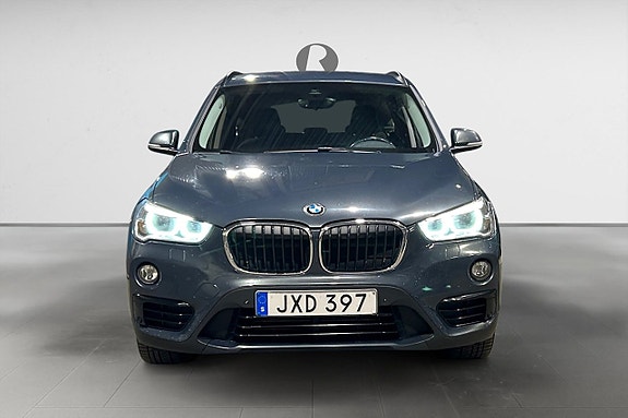 BMW X1 9 of 17