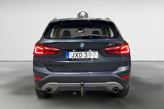 BMW X1 5 of 17