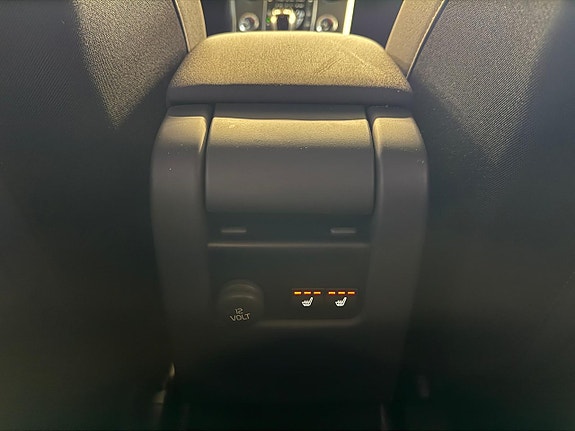 Volvo XC60 15 of 17