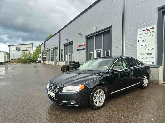 Volvo S80