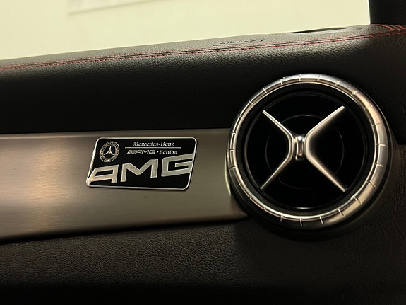 Mercedes-Benz CLA45 19 of 21