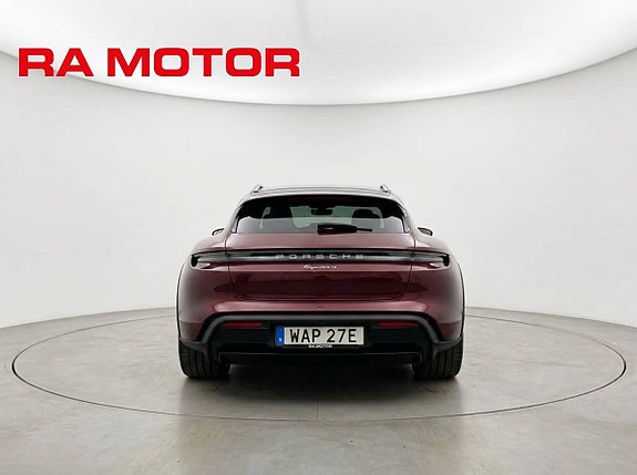 Porsche Taycan 5 of 30