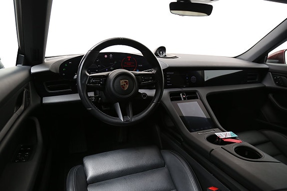 Porsche Taycan 11 of 30