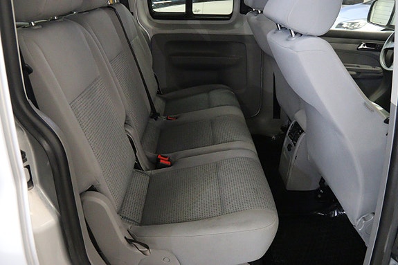 Volkswagen Caddy Maxi 10 of 14