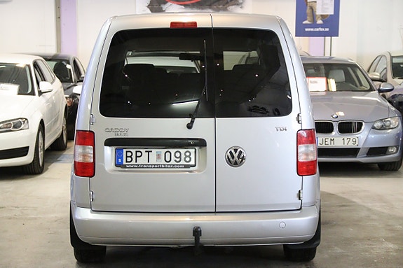 Volkswagen Caddy Maxi 14 of 14