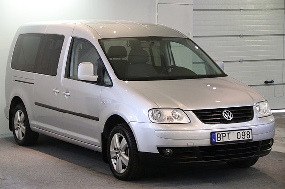 Volkswagen Caddy Maxi 3 of 5