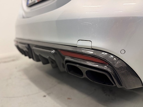 Mercedes-Benz C63 16 of 30